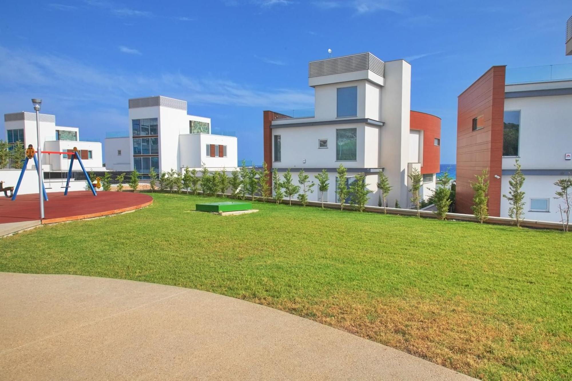 Beachfront Luxury Villa Idania Agia Napa Buitenkant foto