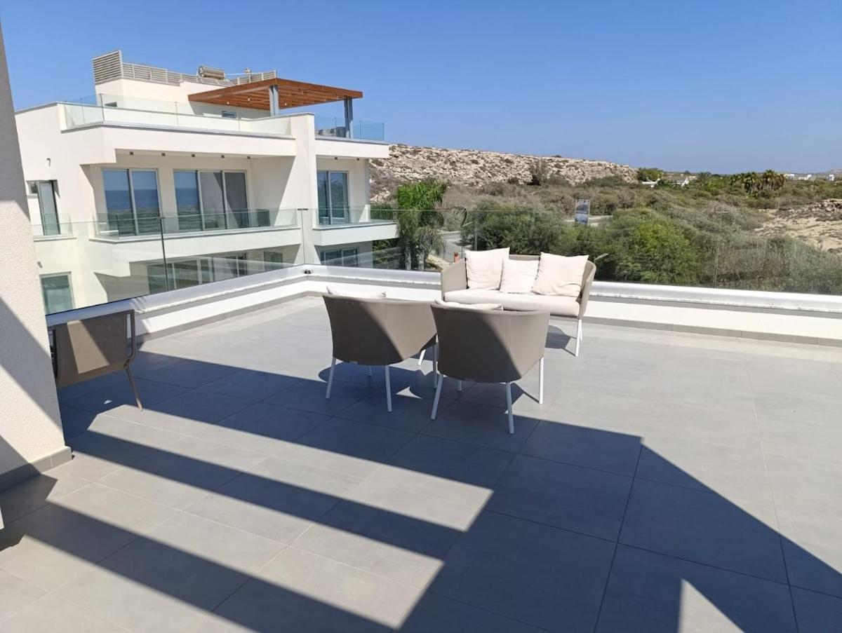 Beachfront Luxury Villa Idania Agia Napa Buitenkant foto